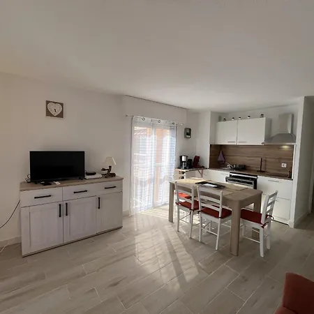 Le Capitole T2-3, 40m2, 4 Personnes, Vue Excep Lägenhet Fréjus
