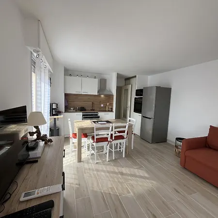 Le Capitole T2-3, 40m2, 4 Personnes, Vue Excep Lägenhet *